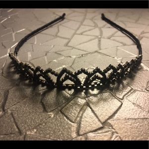 Hot topic crown headband